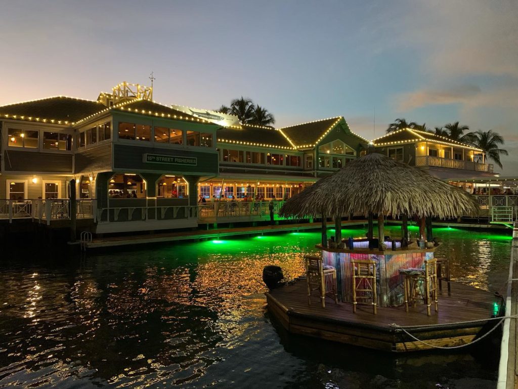 Cruisin’ Tiki Boats Fort Lauderdale