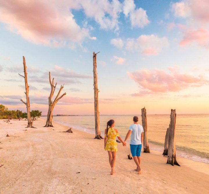 14 Best Places to Propose in Florida that She’ll Love