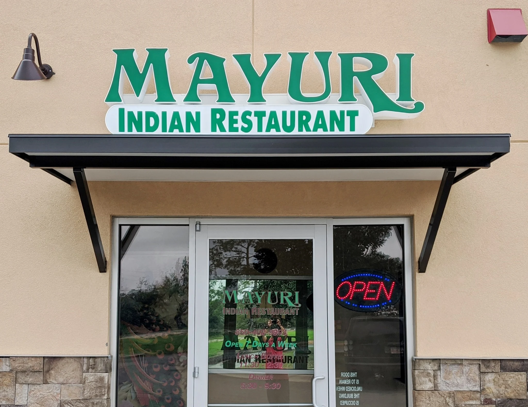 Mayuri Indian Restaurant