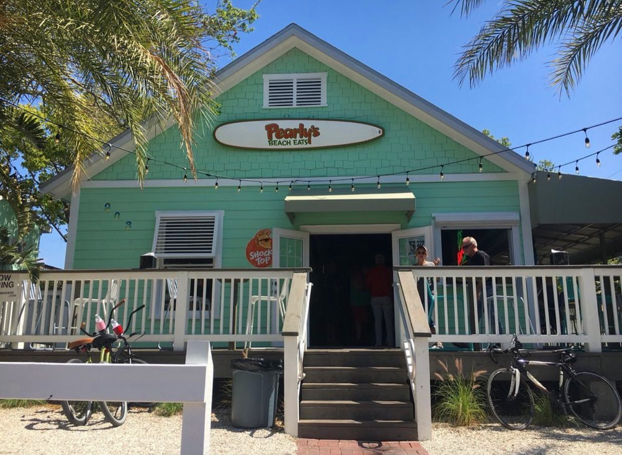 Pearly’s Beach Eats Best Restaurants in Clearwater FL