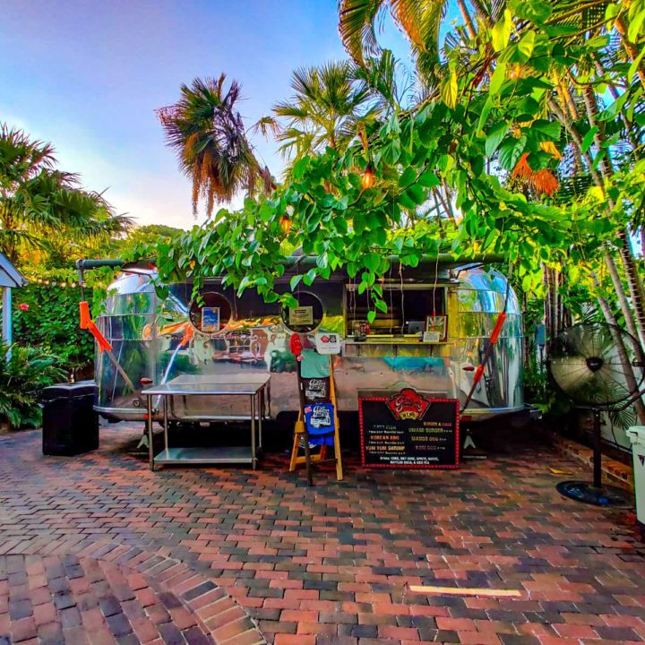 19 Best Restaurants in Key West You Must Dine At!