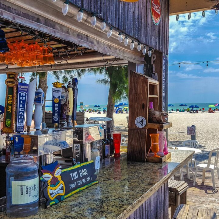 14 Best Restaurants on Anna Maria Island You Must Try!
