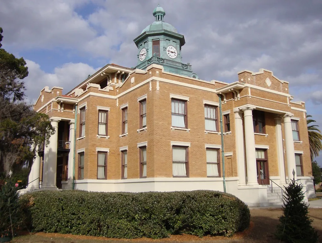 OLD COURTHOUSE HERITAGE MUSEUM