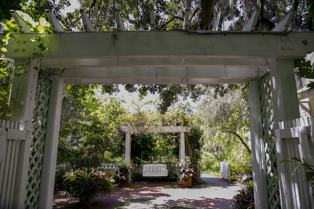 Strolling the Grounds at Harry P. Leu Gardens